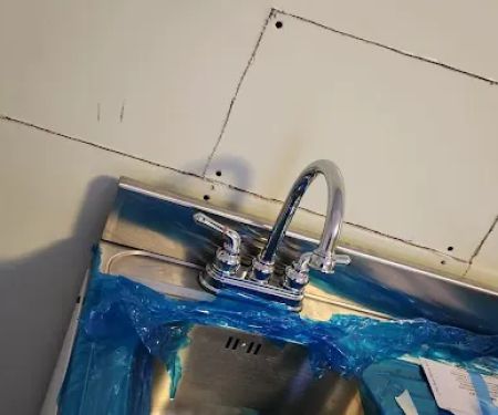 Holt Plumbing Company