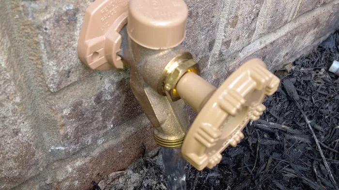plumbing repairman Picture 8