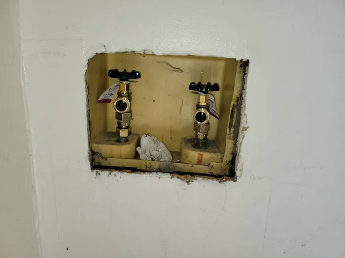 Gooch Plumbing Co,. Picture 4