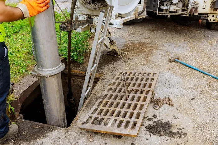 Doctor Rooter Plumbing Picture 4