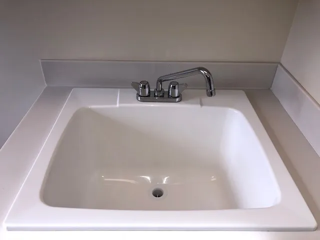 Einstein Plumbing Inc. Picture 10