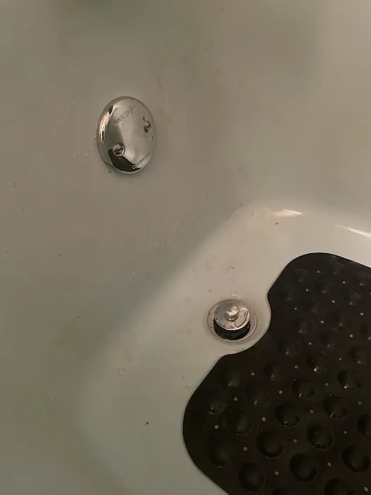1-Tom-Plumber Picture 4