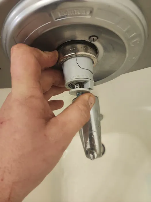 JPS Plumbing Services Picture 3