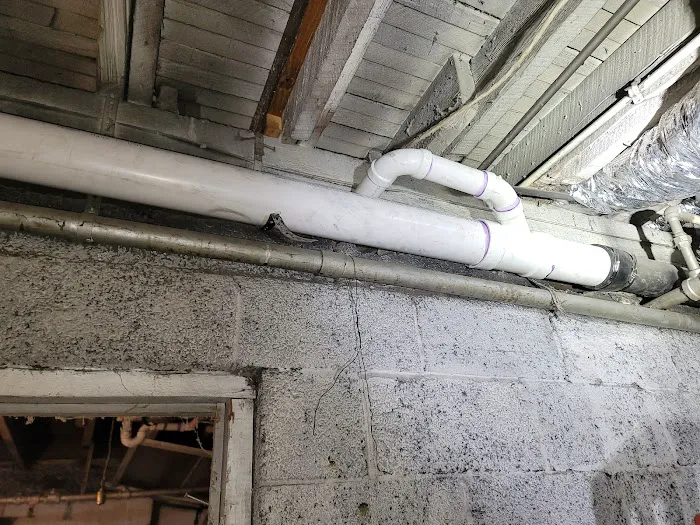 G & M Plumbing Picture 2