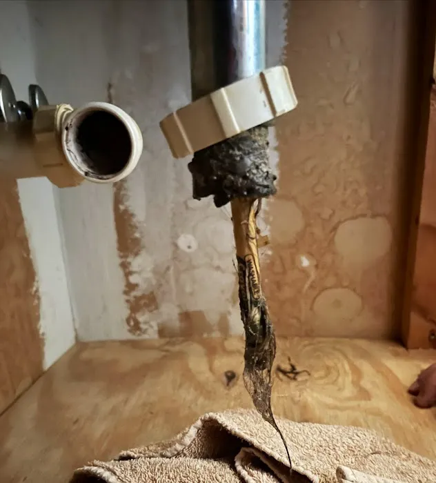 KY’Z PLUMBING REPAIR LLC Picture 4
