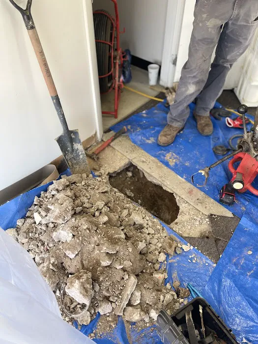 Inspector Plumber Picture 1