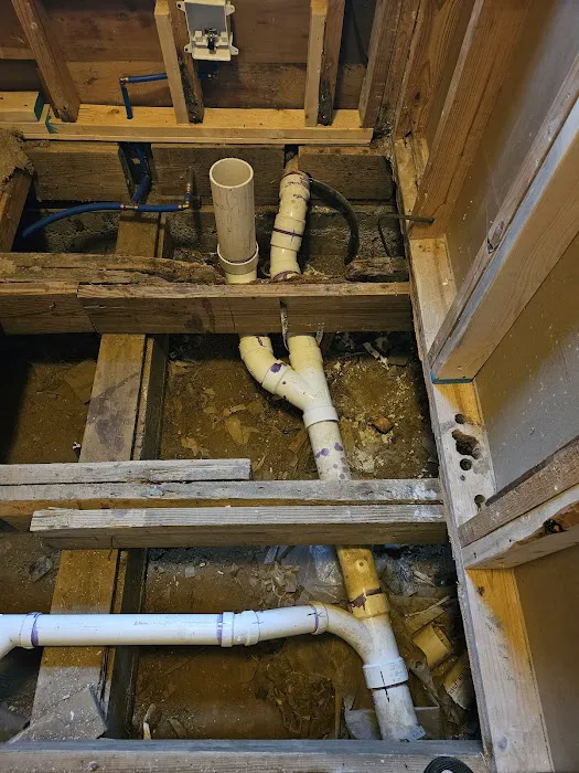 Advanced Plumbing Picture 2