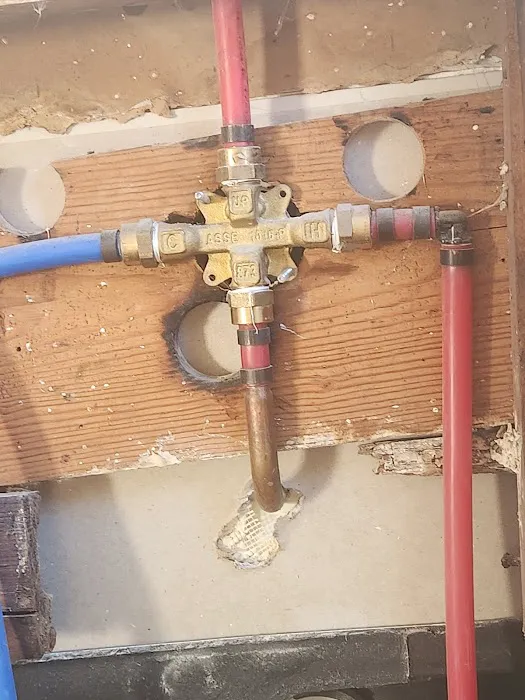 Pro Plumbers & Drain services of Pittsburgh Picture 6