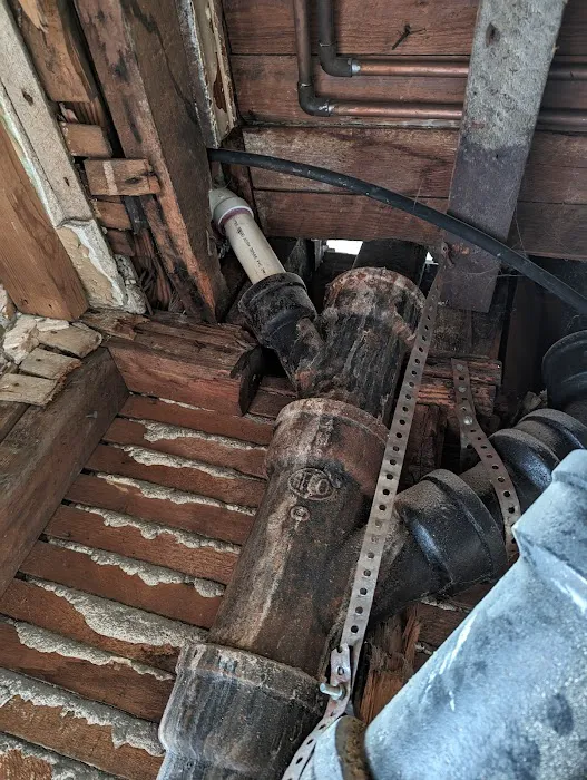 Pro Plumbers & Drain services of Pittsburgh Picture 10