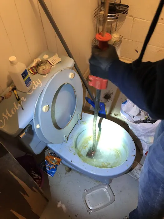 Parks’s Plumbing Pros Picture 1