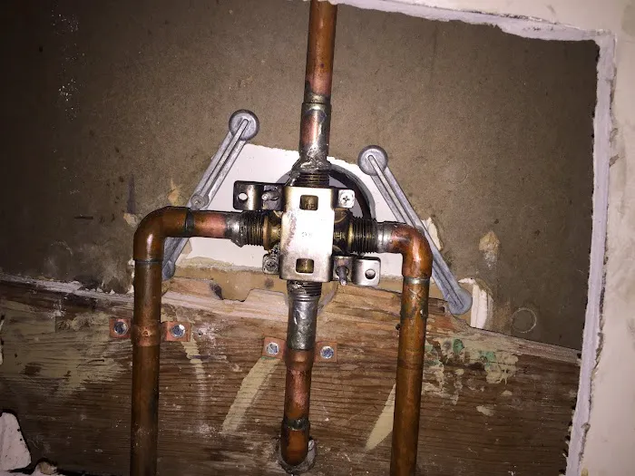 Friendly Frankfort plumbing and sewer Picture 3