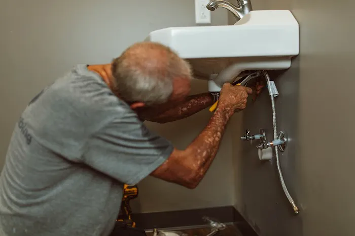 B & C Plumbing Picture 3