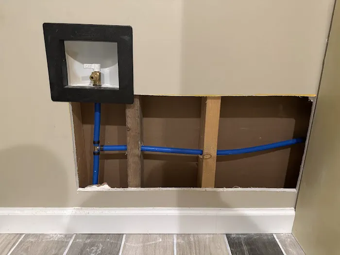 Roto-Rooter Plumbing and Water Cleanup Picture 1