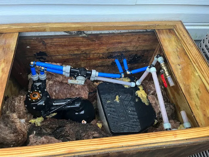 Pro Plumbers Picture 8