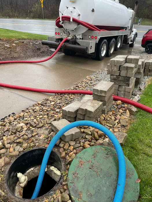 M & R Plumbing and Contracting Picture 2