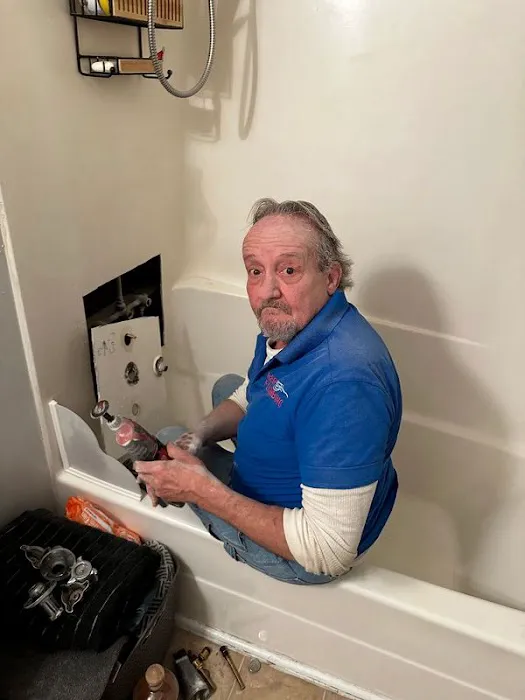 R & R Plumbing and Salem Rooter Inc Picture 1