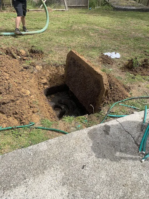 A A & A Drain Cleaning and Septic Tank Pumping Picture 1