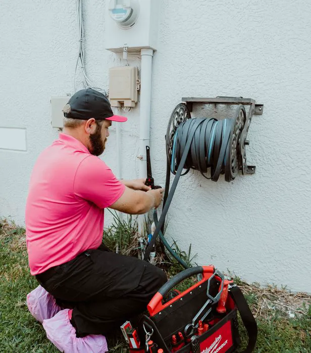 1-Tom-Plumber Picture 5