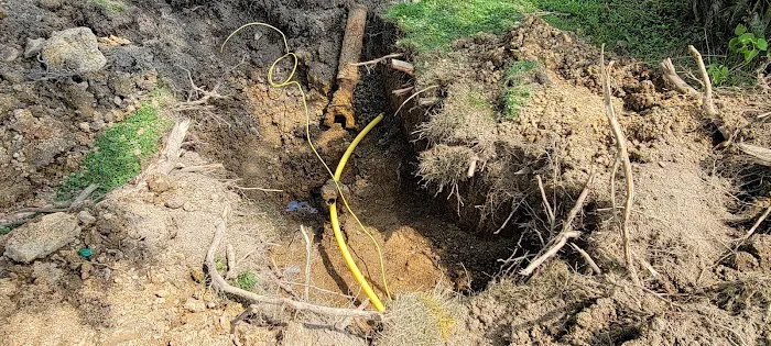 Housholder Associates plumbing and excavation Picture 9