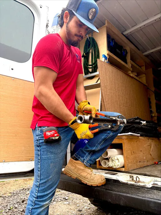Christian’s Plumbing Picture 1
