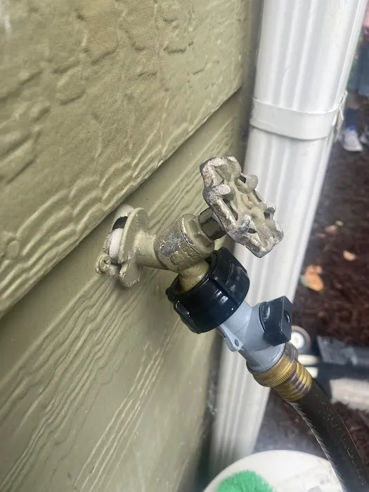 The Neighborly Plumber Picture 2