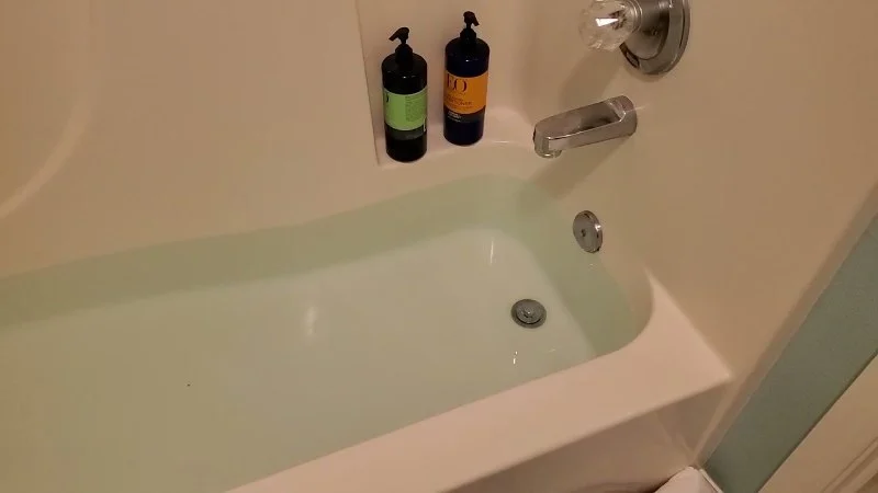 How to Repair a Broken Overflow Pipe in Tub