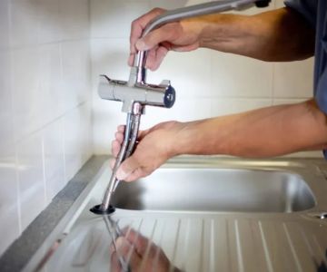 How to Replace a Kitchen Faucet in 10 Steps – A Simple Guide for Homeowners