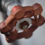 How to Replace a Valve Stem That Won’t Turn