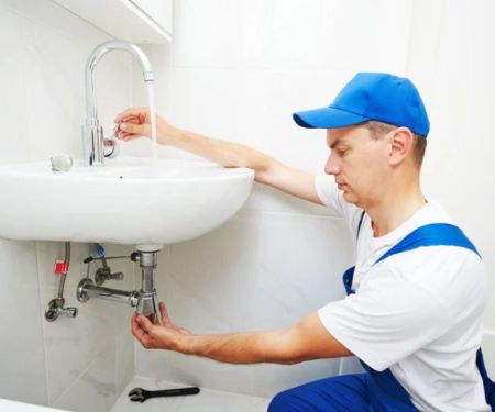 How to Replace an Outdated Plumbing Fixture Safely