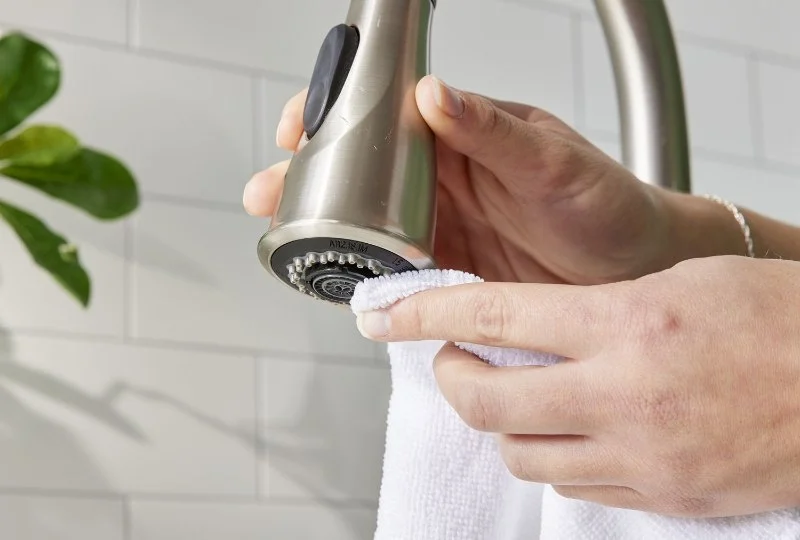 How to Clean Residue and Scale from Faucets and Showerheads