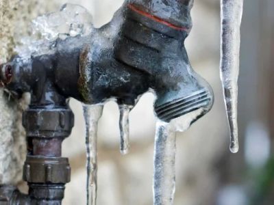 How to Prevent Frozen Pipes During the Winter Season