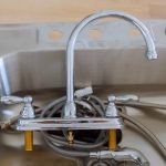 How to Install a New Kitchen Sink Faucet: A Beginner’s Guide