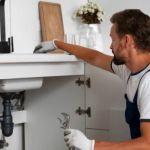 How to Deal With Plumbing Problems in Your Vacation Home