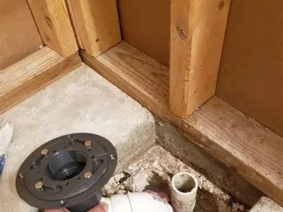 How to Install a Drain Trap to Prevent Bad Odors in Your Bathroom