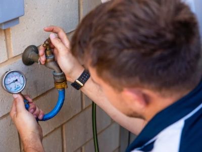 How to Test Your Plumbing for Leaks Using Simple Tools