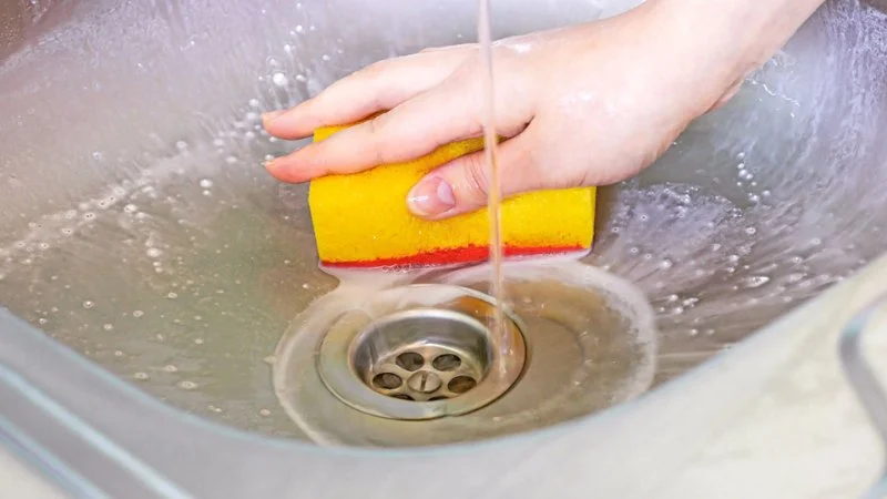 The Best Ways to Prevent Plumbing Clogs in Your Kitchen